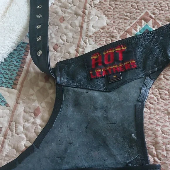 CHAPS HOT LEATHERS SZ M - Picture 8 of 17